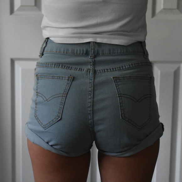 Mock denim light wash shorts - Picture 2 of 2